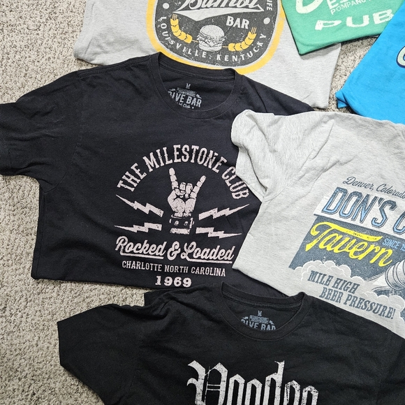 Set of 8 Dive Bar Tees, Size Medium - Picture 4 of 6